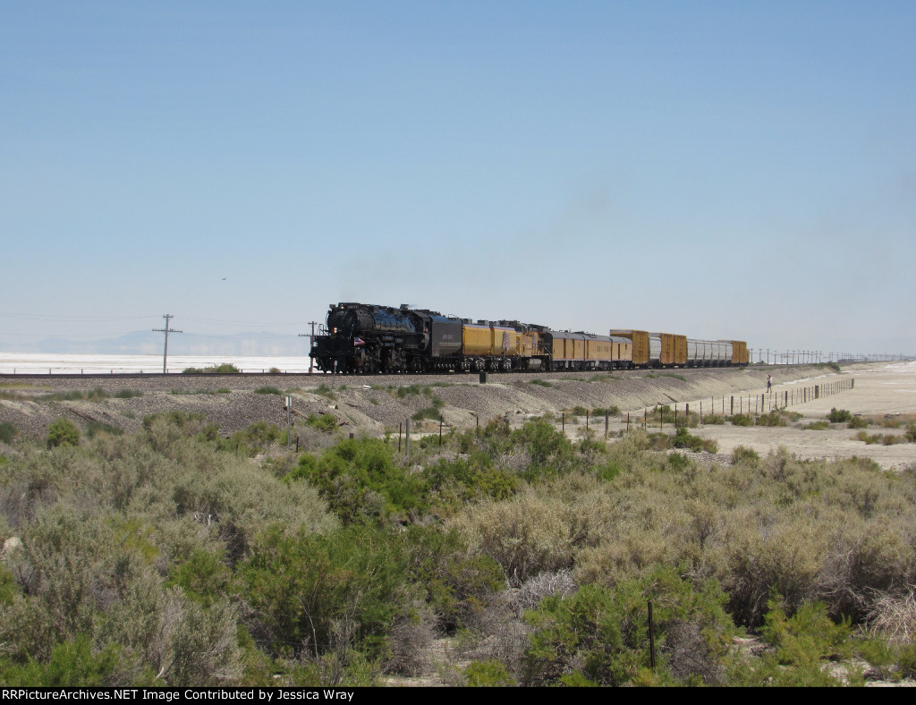 4014 arrives Gerlach